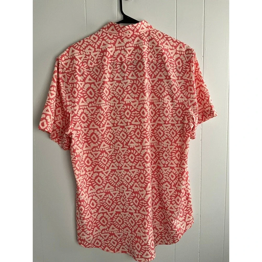 Chubbies Mens Medium Salmon Pink Geometric Tribal Performance Short Sleeve Shirt